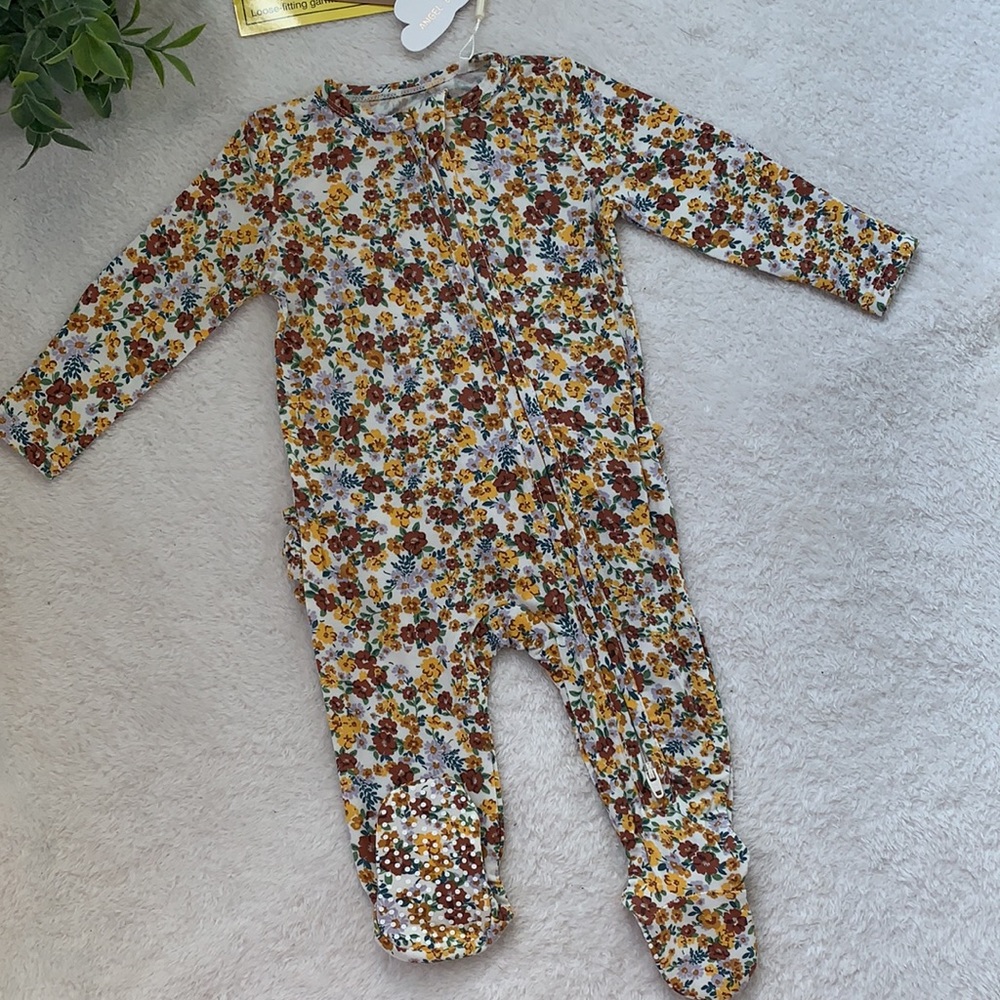 NWT Angel Dear Sweet Calico Floral Zipper Footie 3-6M - Picture 11 of 11